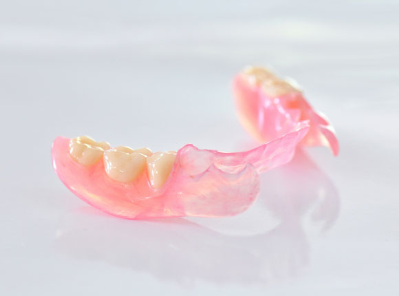 エステチックデンチャー